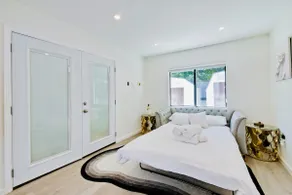 Entire Spacious&Cozy Home in MTV - Image 3