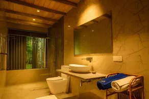 Tropical Retreat! Pool, Airport, Beach, and more! - Image 2