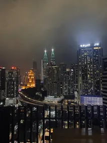 The Infinitum KLCC 8 with Twin Tower View - Image 3