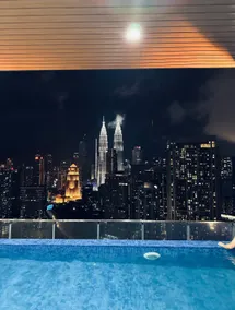 The Infinitum KLCC 8 with Twin Tower View - Image 2