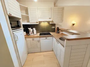 Cottage with Free Parking - Pool and Games - Image 4
