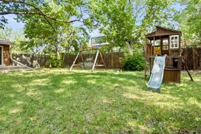 Spacious 3BR | Kids Playset + Toys | Mountain View - Image 3
