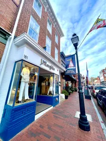 Annapolis Main Street Modern Apartment - Image 3