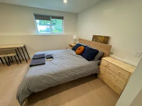 Private studio + parking - Image 3