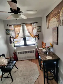 Spacious 2 Bedrooms | Parking | Close to Train/Bus - Image 4