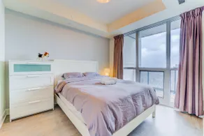 Chic 2-bedroom Condo at Yonge & Sheppard - Image 3
