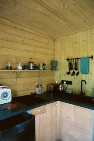 Woodland Cabin · Glass Walls · Near Harry Potter - Image 4