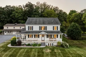 Orchard, Sheep, Game Room, Fire Pit, Kid's Toys - Image 5