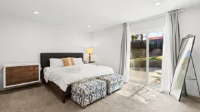 Modern 4BR Home - Private Yard - School Zone - Image 3