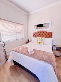 Zebra Studio Welgelegen. NorthernSuburbs Cape Town - Image 4
