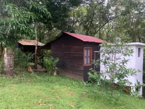 Rustic cabin, near the Pakal - Image 4