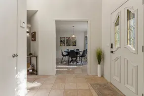 Turkey Mountain Bungalow by Tulsa Getaways - Image 3