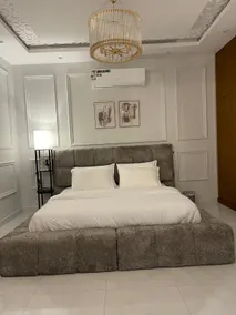 Elegant hotel studio room and lounge (A-9) - Image 1
