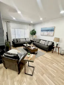 Resort Living in Tempe - Image 2