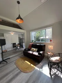 Newly Built Barn Loft in Pioneer Valley - Image 4