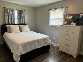 NEWLY cozy renovated home - Image 2