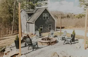 Tiny Cabin+ upstairs suite in the woods - Image 5