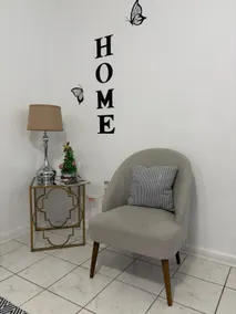 Modern Family & Pet Home • 25 Min to New Orleans! - Image 3