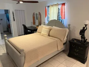 Modern Family & Pet Home • 25 Min to New Orleans! - Image 5