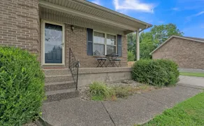 Modern Comfort •Bourbon Trail & Derby•Fenced yard - Image 5