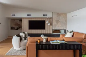 Exceptional home with stunning sea views - Image 4