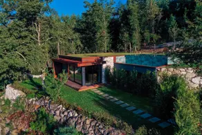 Rustic Bungalow - Image 2