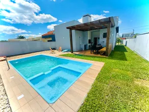 Luxury house with pool - Image 2