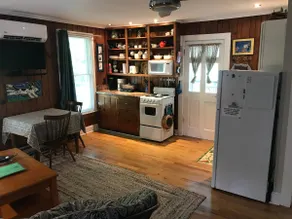 5 Points Garage Apt - Image 4