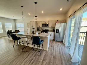 The Magnolia- Elkhorn townhome- garage - Image 2
