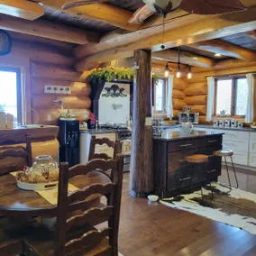 Luxury/loghome Waterfrontage Cozy unique modern - Image 3