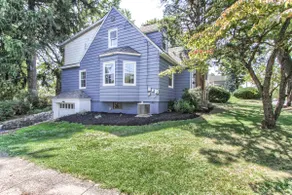 Carlisle Corner Cottage - Image 2