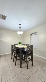 Huge Charming 4Br Home - Image 5