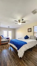 Huge Charming 4Br Home - Image 4