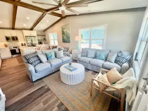 SEArenity - Hot Tub, 3bed/2ba Beach & Sound Access - Image 2