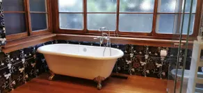 Warming Home Getaway - Image 3