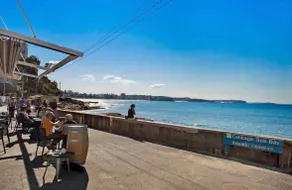 Manly Beach Studio - Image 5
