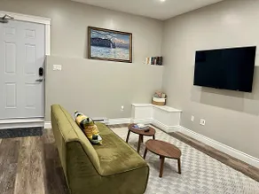 2 Bdrm, 2 Bath - Beautiful and Centrally located! - Image 3