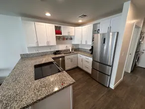 2 Bedroom Townhome, Single story - Image 4