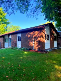 Furnished 5 Bedroom Family House in East Windsor - Image 4