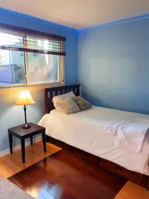 Furnished 5 Bedroom Family House in East Windsor - Image 5