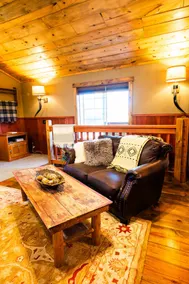 Red Hills Retreat — Upper Carriage House - Image 2