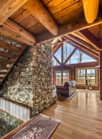 Lakefront-Mountain View Lodge on Lake Champlain - Image 3