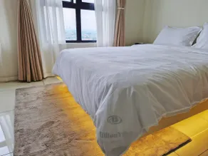 TRIO Bukit Tinggi 2-bedroom NEW Apt with NETFLIX smart tv - Image 4