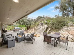 Cozy Yosemite Retreat w/ Hot Tub – Secluded Gem - Image 3