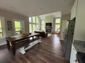 Peaceful Montreat Mountain Retreat - Image 4
