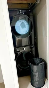 Luxury 2 Bedroom Suite - Image 4