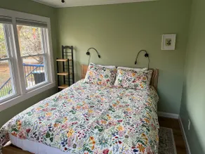 Hikes and History Cozy Stay - Image 2