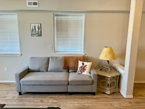 Cozy Pendleton Studio Hideaway - Image 4