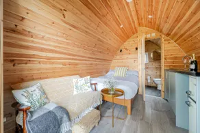 Beautiful and Cosy Garden Pod Saintives - Image 3