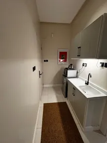 Luxury studio Apartment (self check in) - Image 5